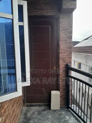 3bdrm Block of Flats in West End Estate, for rent