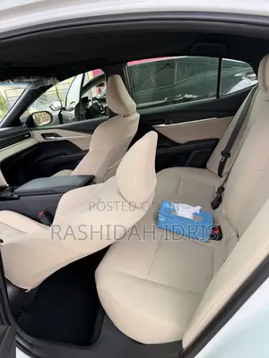 New Toyota Camry LE 2025 White