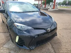 Toyota Corolla 2020 Black