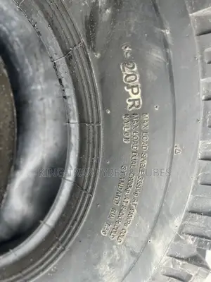 10-00r20 Industrial Tyre – Brand New