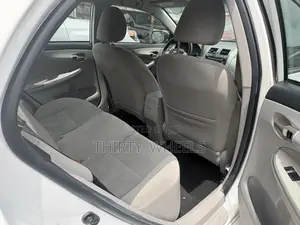 Toyota Corolla 2011 White