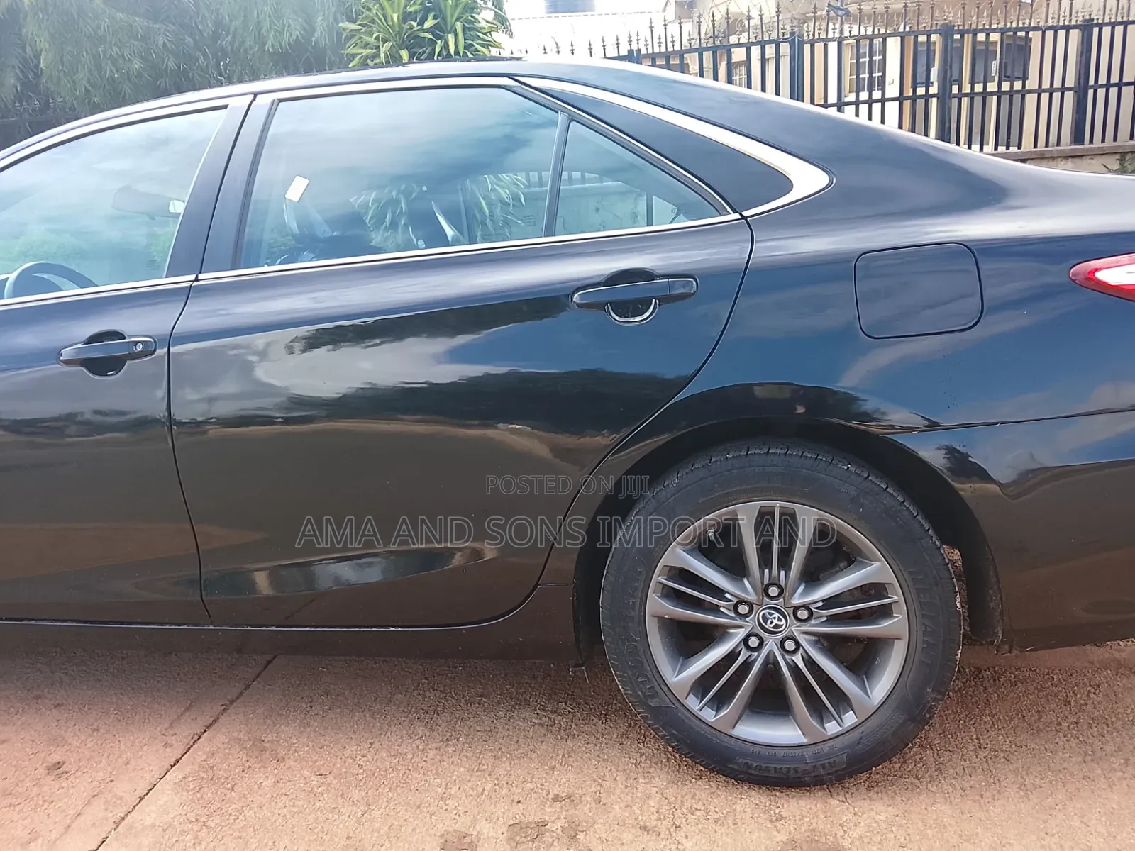 Toyota Camry 2016 Black