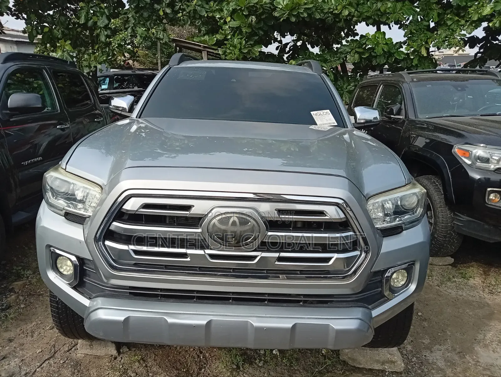 Toyota Tacoma 2020 Silver