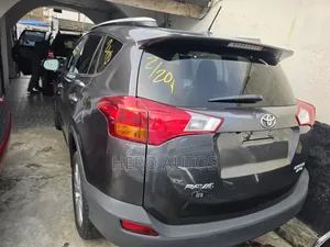 Toyota RAV4 2014 Gray
