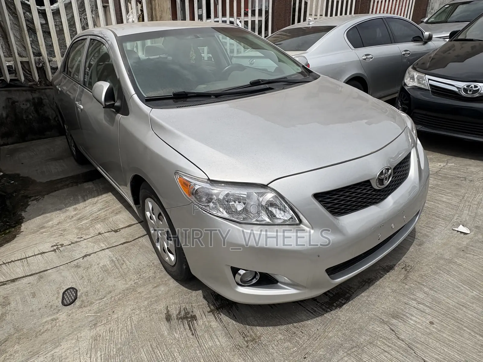 Toyota Corolla 2010 Silver