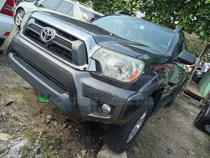 Toyota Tacoma 2013 Gray