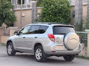 Toyota RAV4 2008 Silver