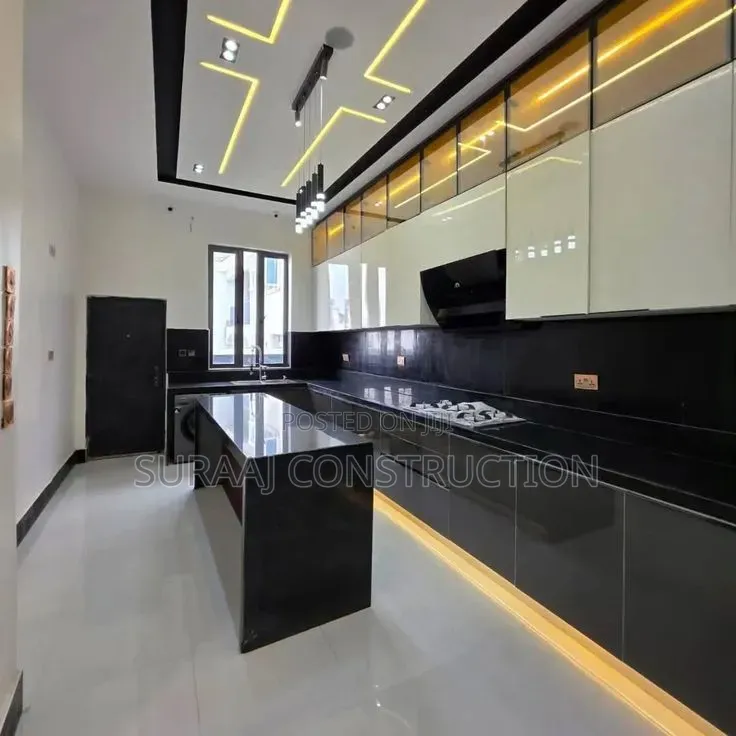 Kitchen and Interior