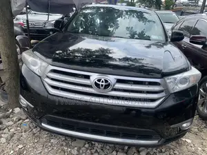 Toyota Highlander Limited 2012 Black
