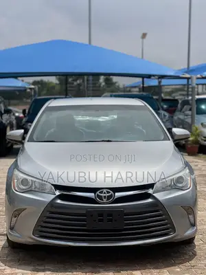 Toyota Camry LE 4dr Sedan (2.5L 4cyl 6A) 2015 Gray