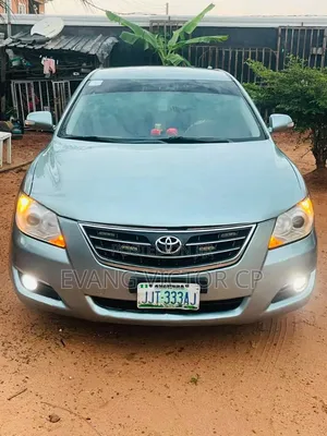 Toyota Camry LE 4dr Sedan (2.5L 4cyl 6AM) 2010 Green