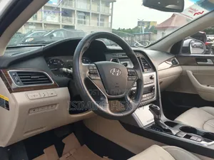 Hyundai Sonata Limited Sedan FWD (2.4L 4cyl 6A) 2016 White