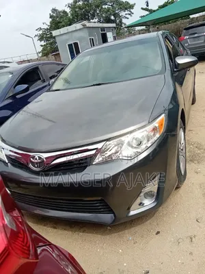 Toyota Camry 2012 Gray