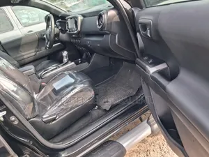Toyota Tacoma 2021 Black