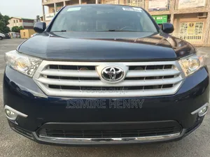 Toyota Highlander 2013 Blue