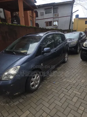 Toyota Corolla 2024 Blue