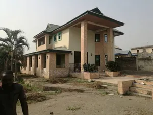 4bdrm Duplex in Off Kara Ibafo, Obafemi-Owode for sale