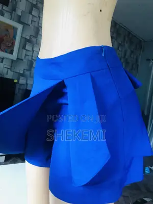 Ladys Bumshort