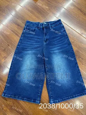 Quality Clothings Available as Seen for Sale