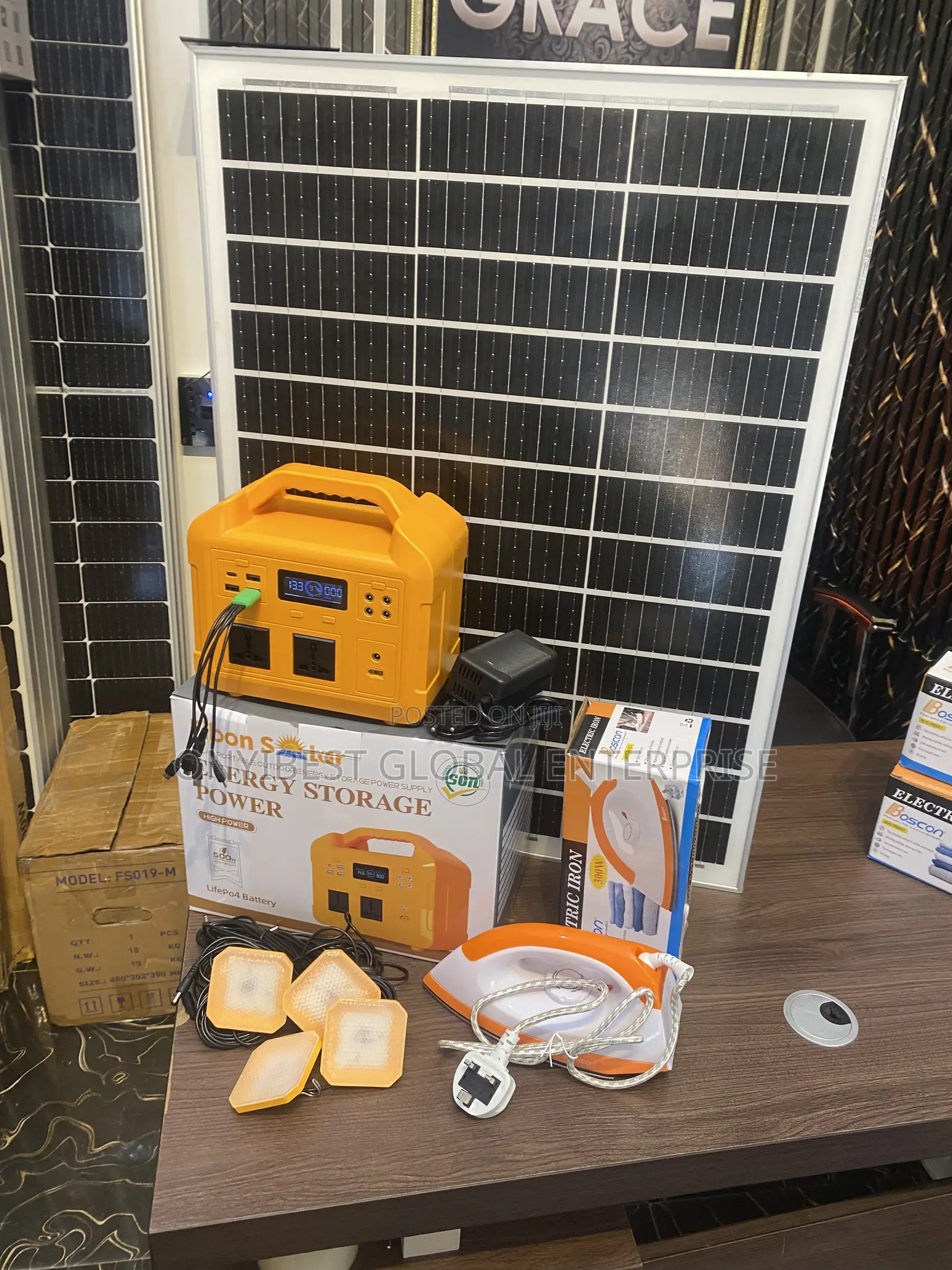 Portable Solar Generator Kit