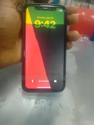 Apple iPhone X 64 GB White