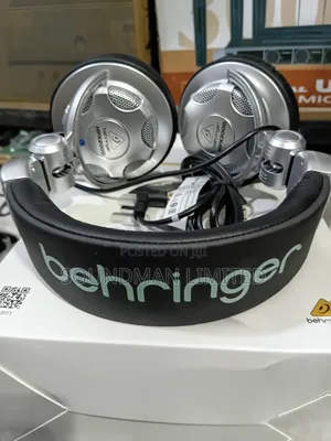 Behringer Studio Headphone / DJ Headset HPX2000