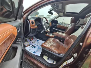 Toyota Tundra 2018 Orange