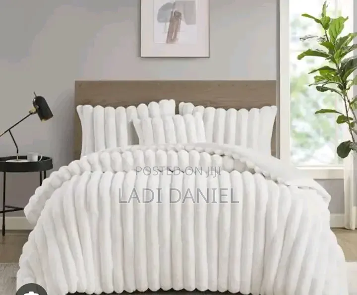 Blanket, Bedspread and Four Pillow Cases