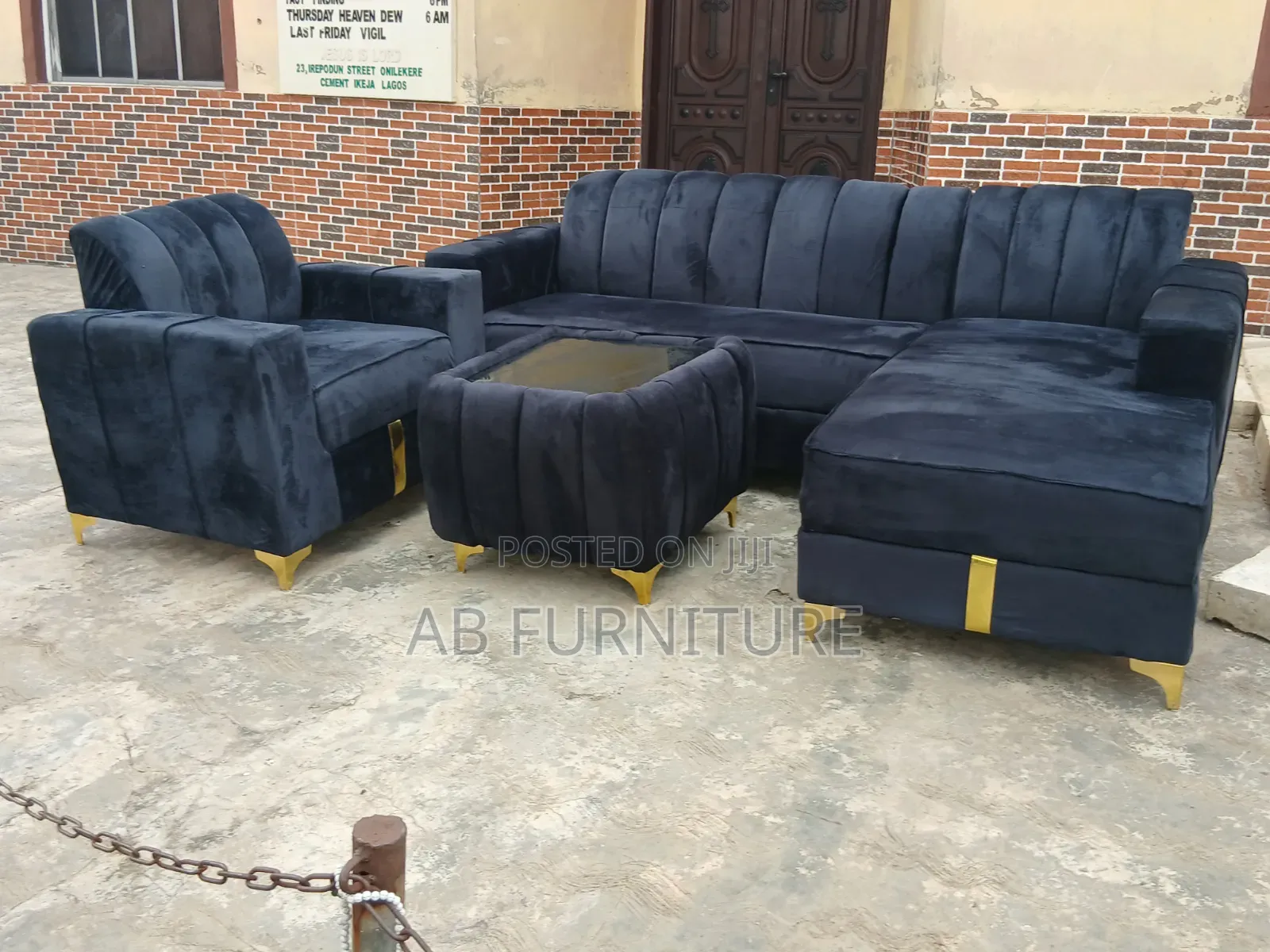 Black Lshape and single.with Center table.available.