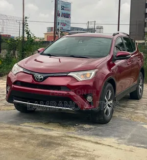 Toyota RAV4 2018 Red