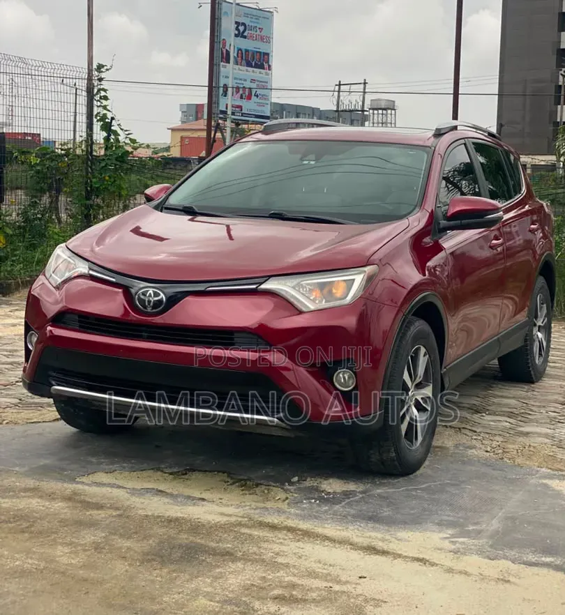Toyota RAV4 2018 Red