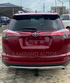 Toyota RAV4 2018 Red