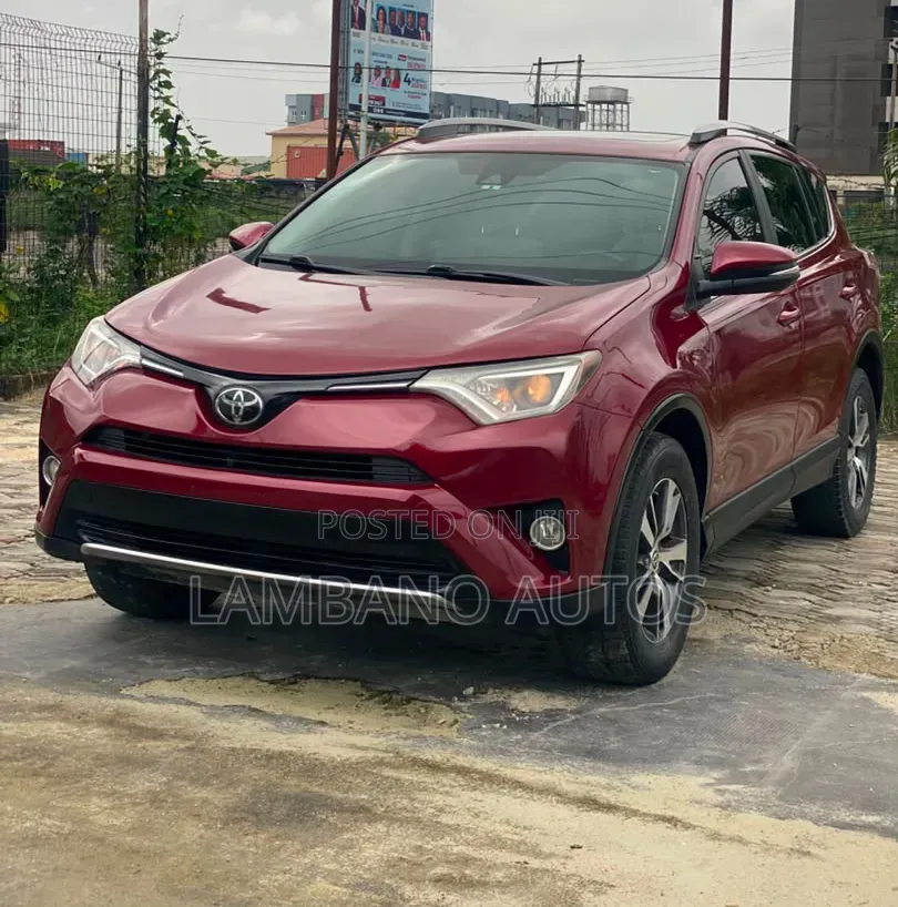 Toyota RAV4 2018 Red