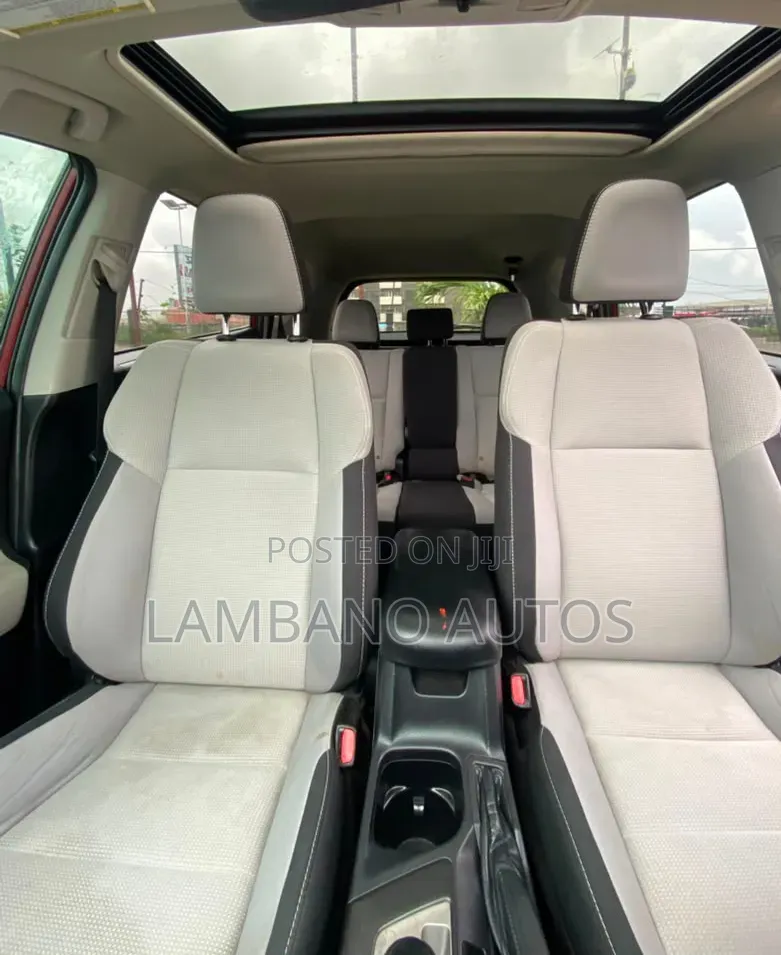Toyota RAV4 2018 Red