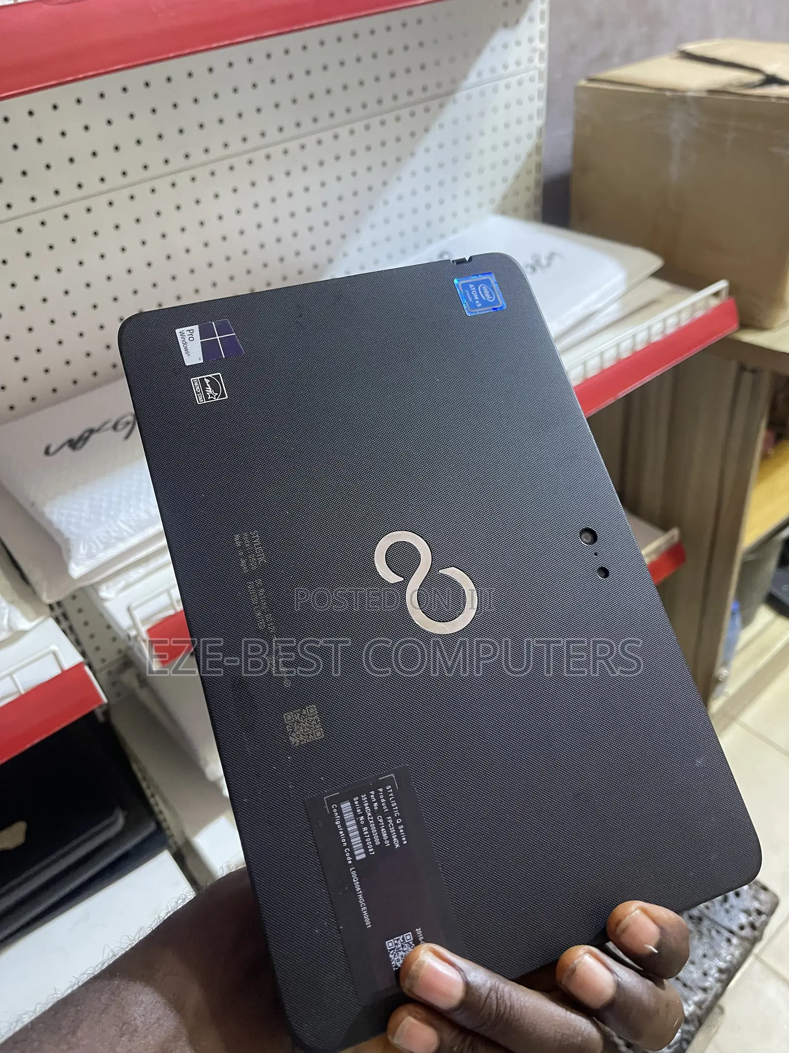 Laptop Fujitsu 4GB Intel Atom SSD 128GB