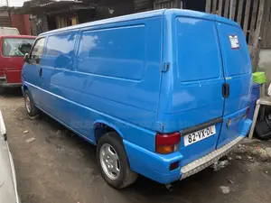 Volkswagen Transporter 2005 Blue