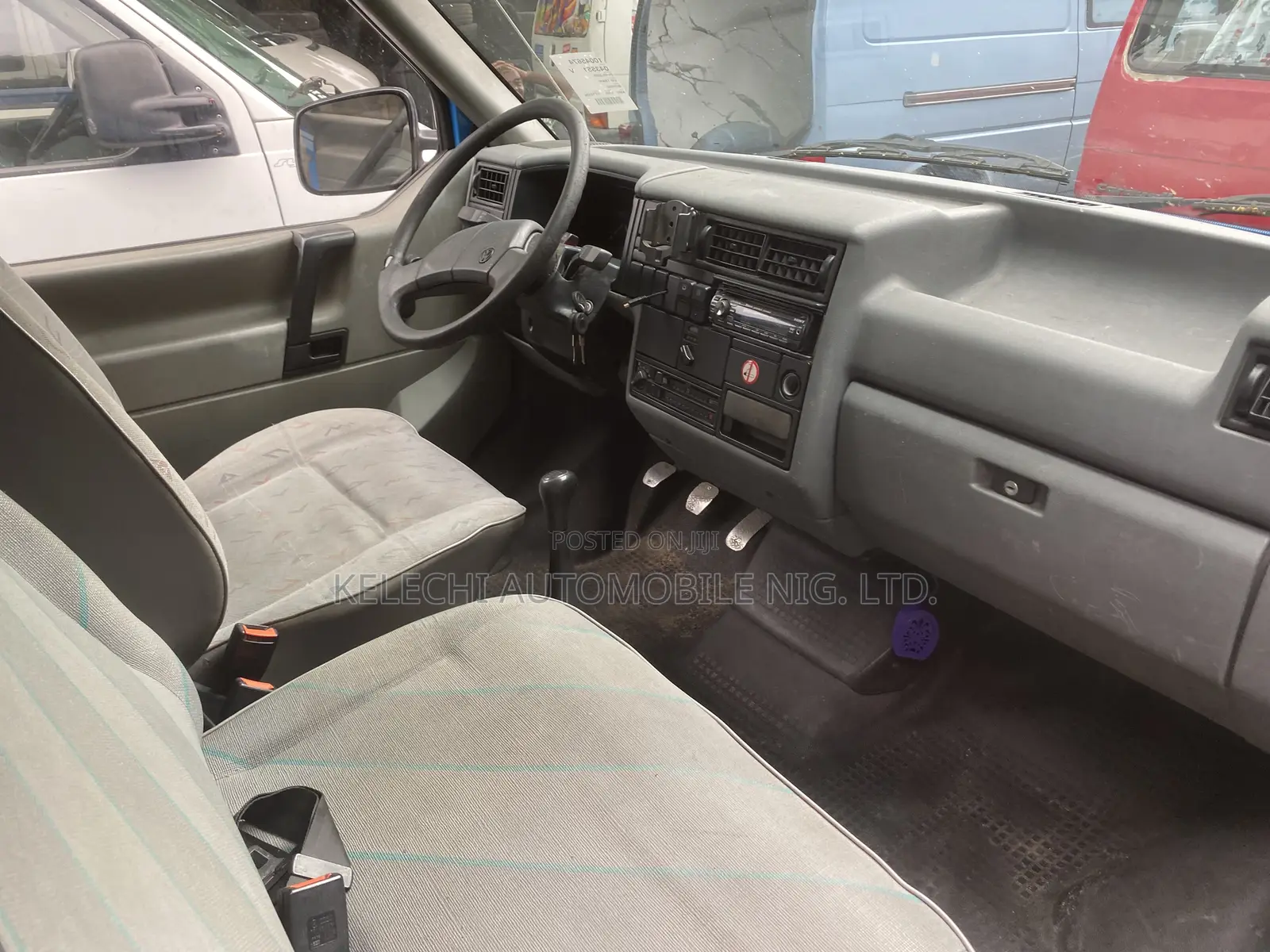 Volkswagen Transporter 2005 Blue