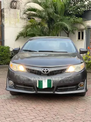 Toyota Camry 2012 Gray