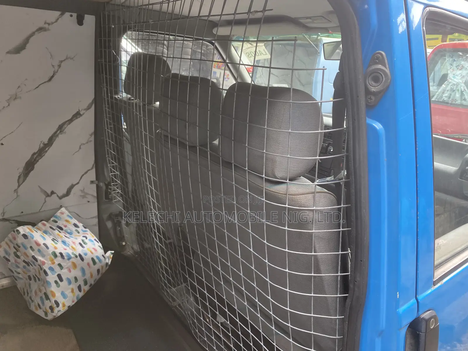 Volkswagen Transporter 2005 Blue