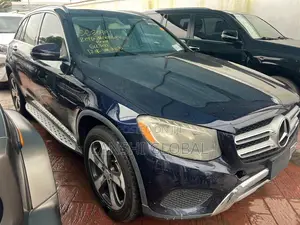 Mercedes-Benz GLC-Class 2016 Blue