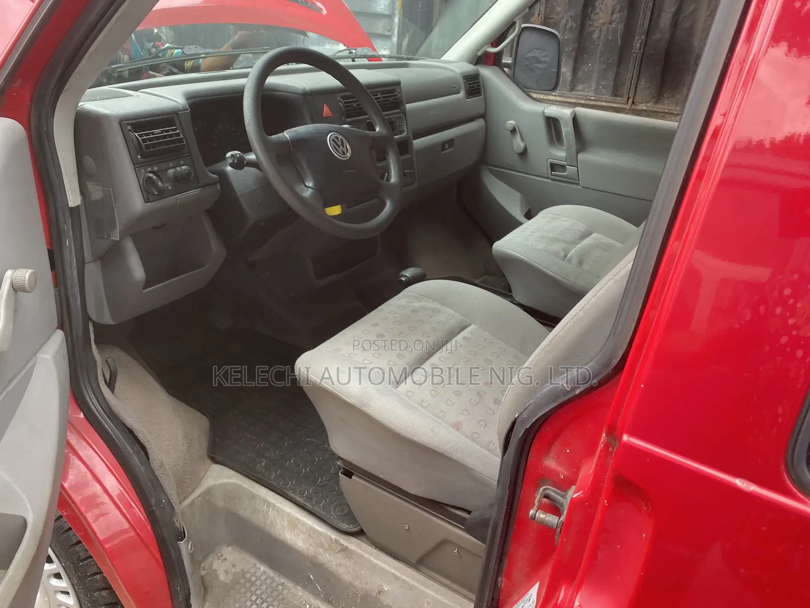 Volkswagen Transporter 2005 Red
