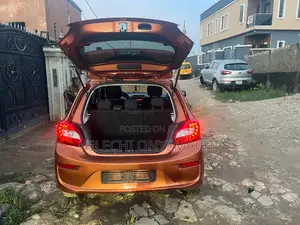 Mitsubishi Spacestar 2016 Orange