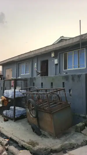 395m2 Bungalow for Sale in Iwaya, Yaba