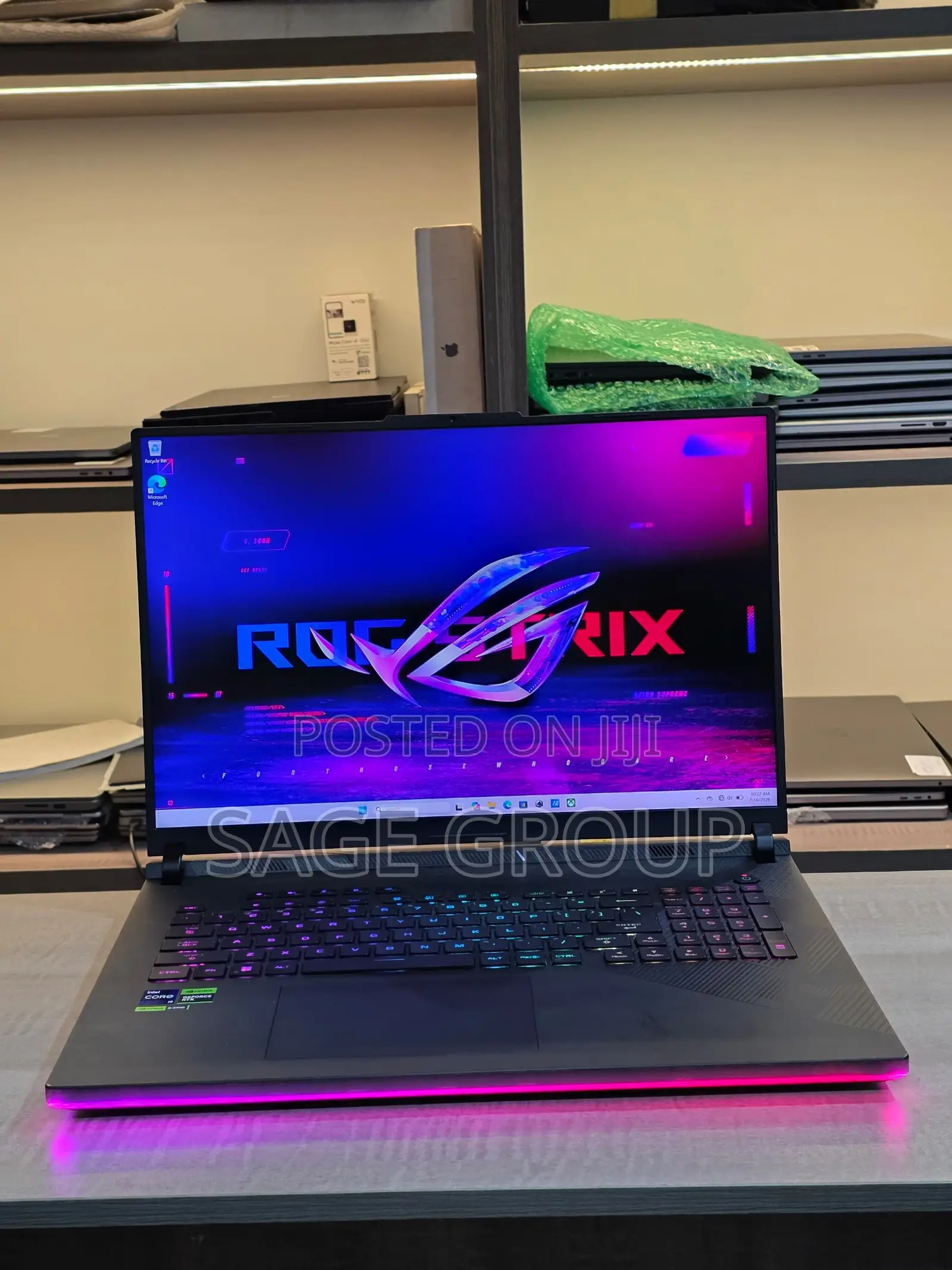 Laptop Asus ROG Strix G18 32GB Intel Core i9 SSD 2T