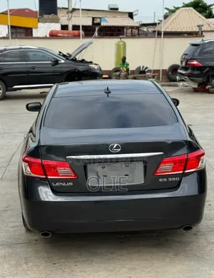 Lexus ES 350 2011 Black
