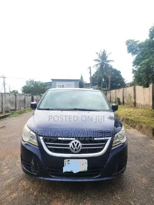 Volkswagen Touran 2013 Blue