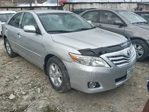 Toyota Camry 2.4 LE 2008 Silver