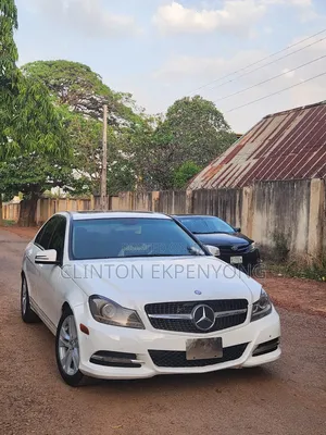 Mercedes-Benz C300 2010 White
