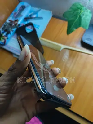 Apple iPhone 11 Pro 64 GB Gold
