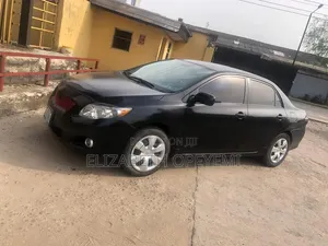 Toyota Corolla 2010 Black